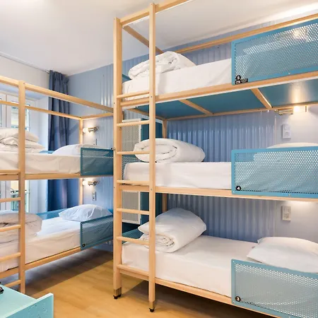 Ozz Hostel