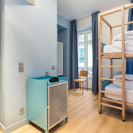 Ozz Albergue Nice