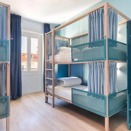 Albergue Ozz Nice