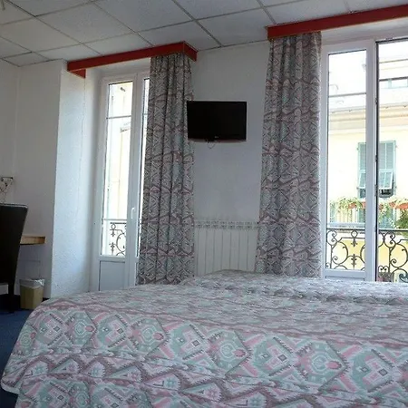 Vandrerhjem Ozz Nice