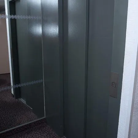 Хостел Ozz Ницца