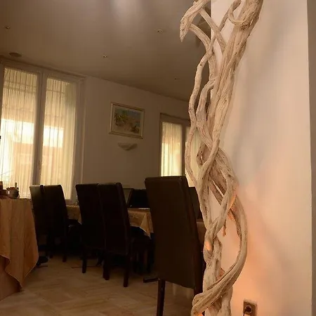 أوز باي هابيكالتشر