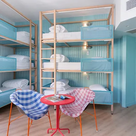 Hostel Ozz Nicea