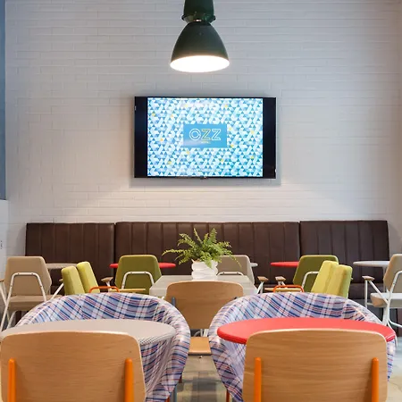 Ozz بيت شباب *