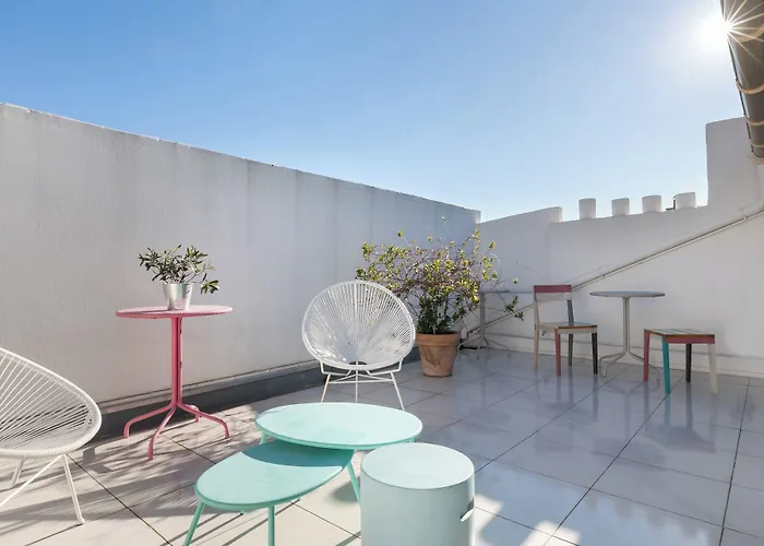 Hostel Ozz Νίκαια
